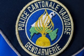 Un important dispositif policier a été mis en place dans le but de retrouver les auteurs du brigandage d'une station-service de Gland (photo symbolique). Keystone/SALVATORE DI NOLFI